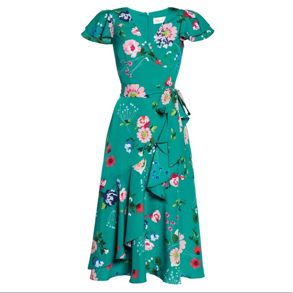 Eliza J Dresses & Skirts - Eliza J Size 10P floral dress